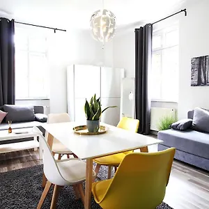 Schicke 2-zimmer-city-wohnung Apartment